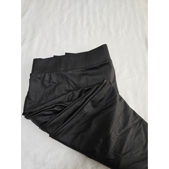 Torrid Faux Leather Leggings Black Plus Size 3 /0489 - Picture 6 of 6